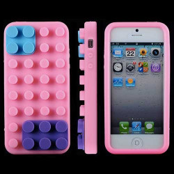 Coque LEGO rose pour iPhone 5