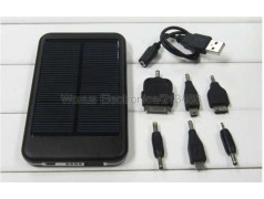 Batterie solaire UNIVERSELLE 5000 mah pour telephones et mp3